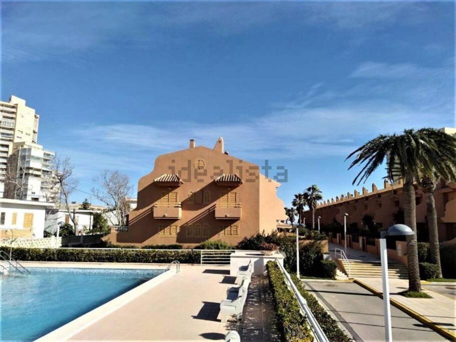 Chalet Adosado En La Playa De El Perellonet Con Piscina, Pista Tenis Valencia Eksteriør bilde