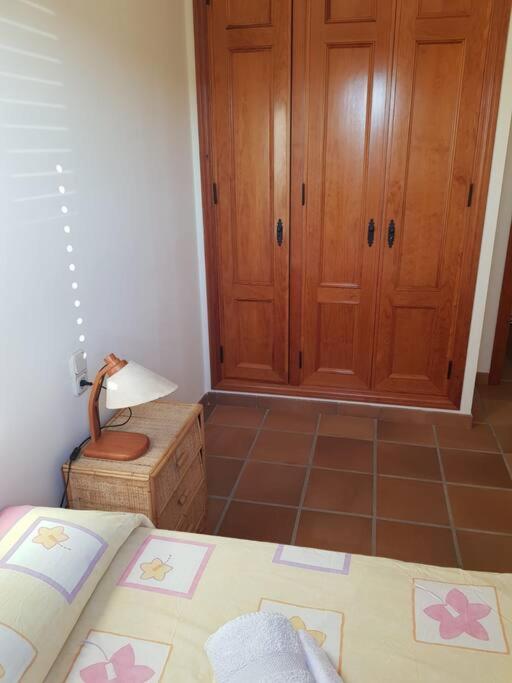 Chalet Adosado En La Playa De El Perellonet Con Piscina, Pista Tenis Valencia Eksteriør bilde