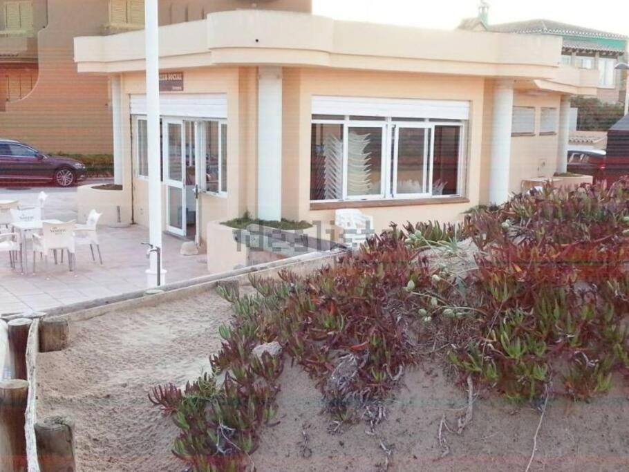 Chalet Adosado En La Playa De El Perellonet Con Piscina, Pista Tenis Valencia Eksteriør bilde