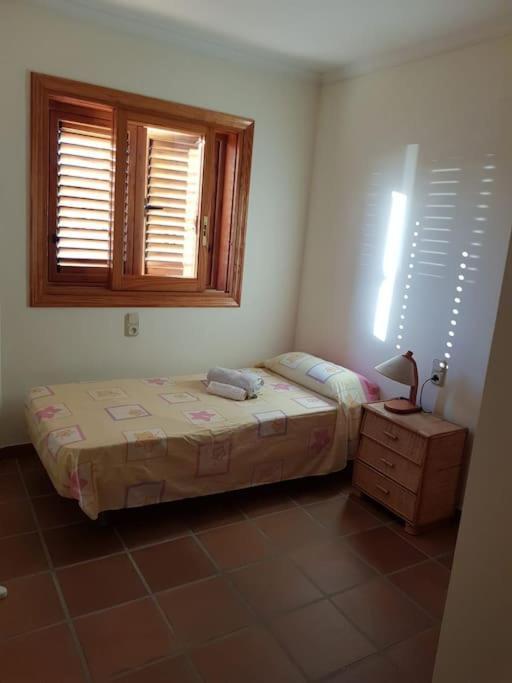 Chalet Adosado En La Playa De El Perellonet Con Piscina, Pista Tenis Valencia Eksteriør bilde